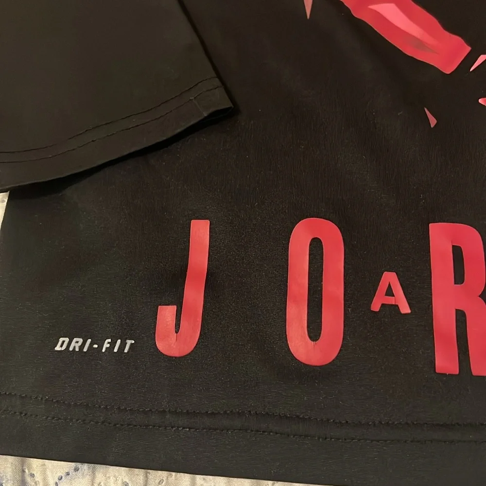 Air Jordan Long Sleeve Tee - Picture 2 of 6